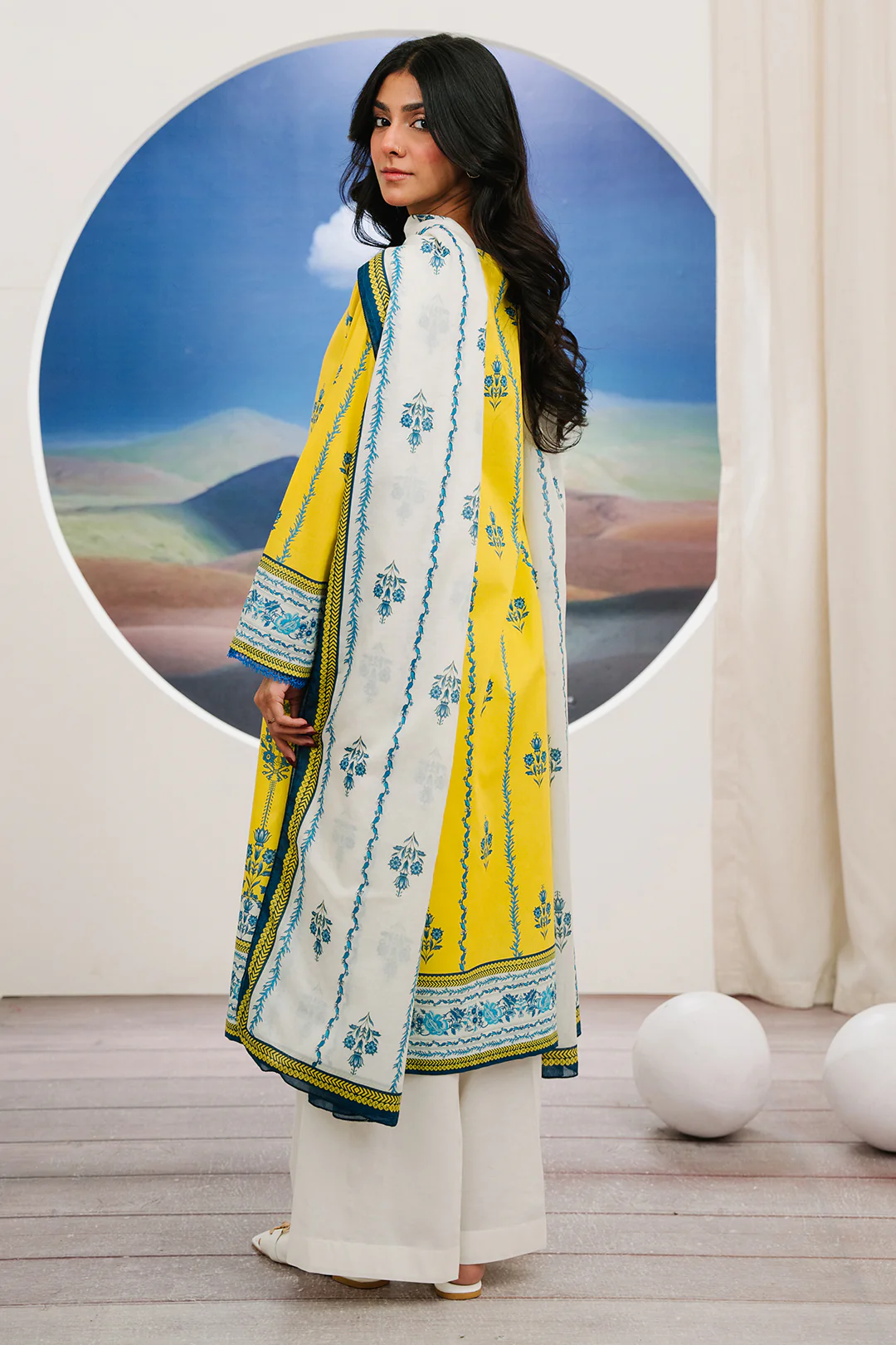 Kurta Dupatta - 1886 - Image 6