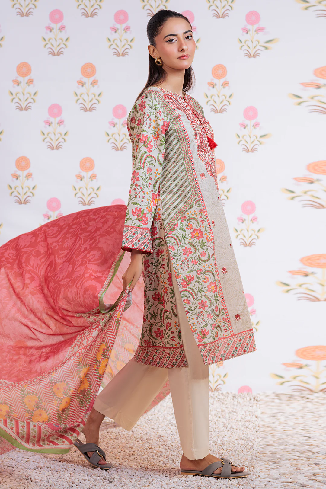 Embroidered Kurta Dupatta - 1895 - Image 4