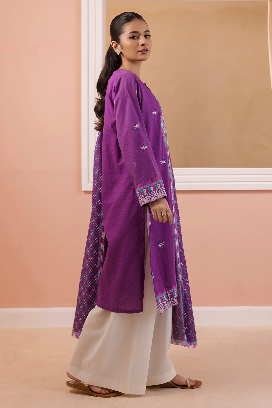 Embroidered Kurta Dupatta - 1896 - Image 4