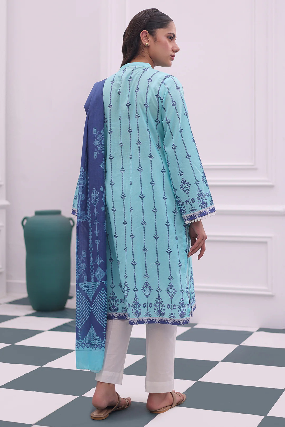 Embroidered Kurta Dupatta - 1907 - Image 5