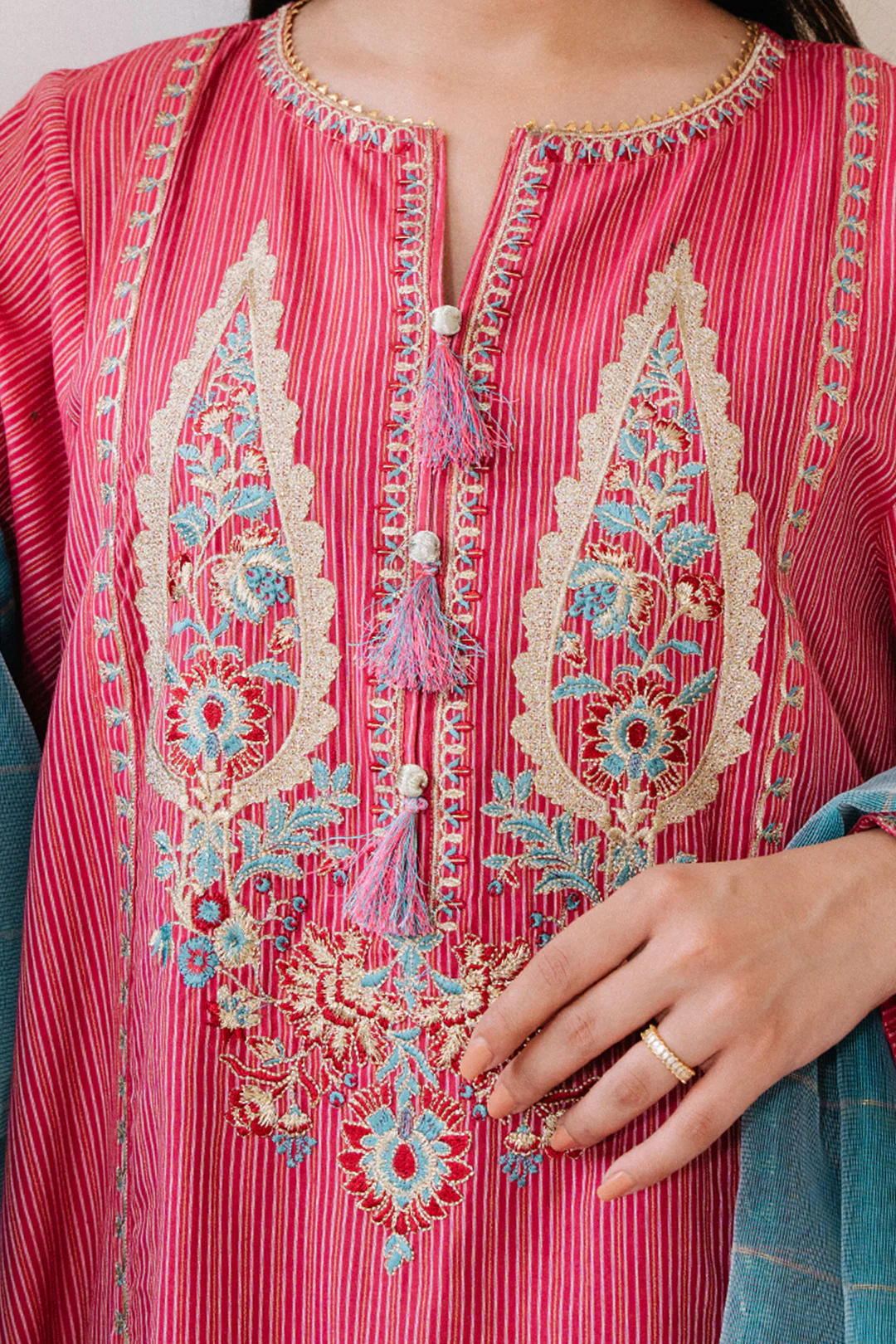 Embroidered Kurta Dupatta - 1983 - Image 4