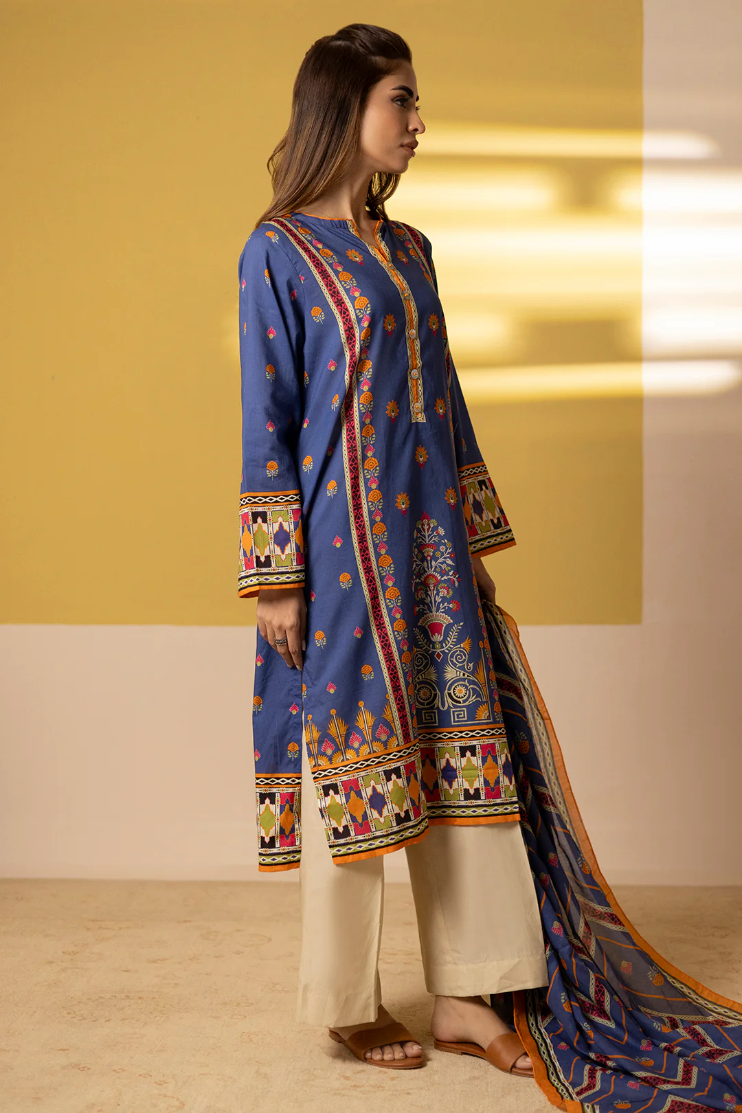 Kurta Dupatta - 2069 - Image 4