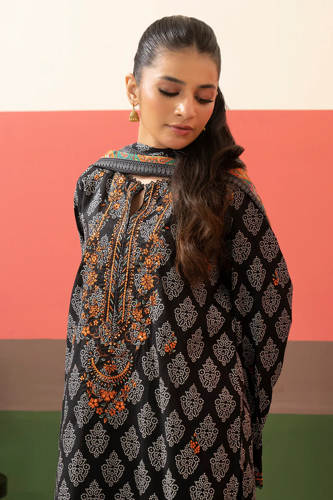 Embroidered Kurta Dupatta - 1506 - Image 6