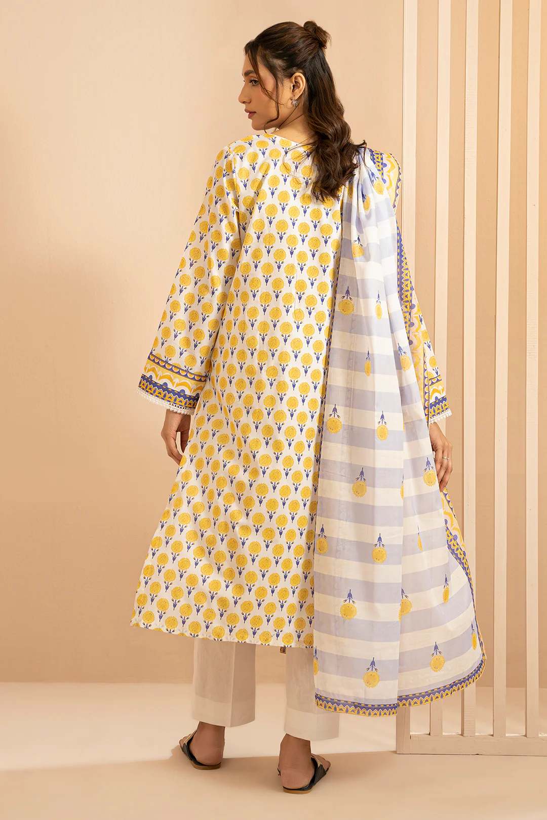 Kurta Dupatta - 1548 - Image 9