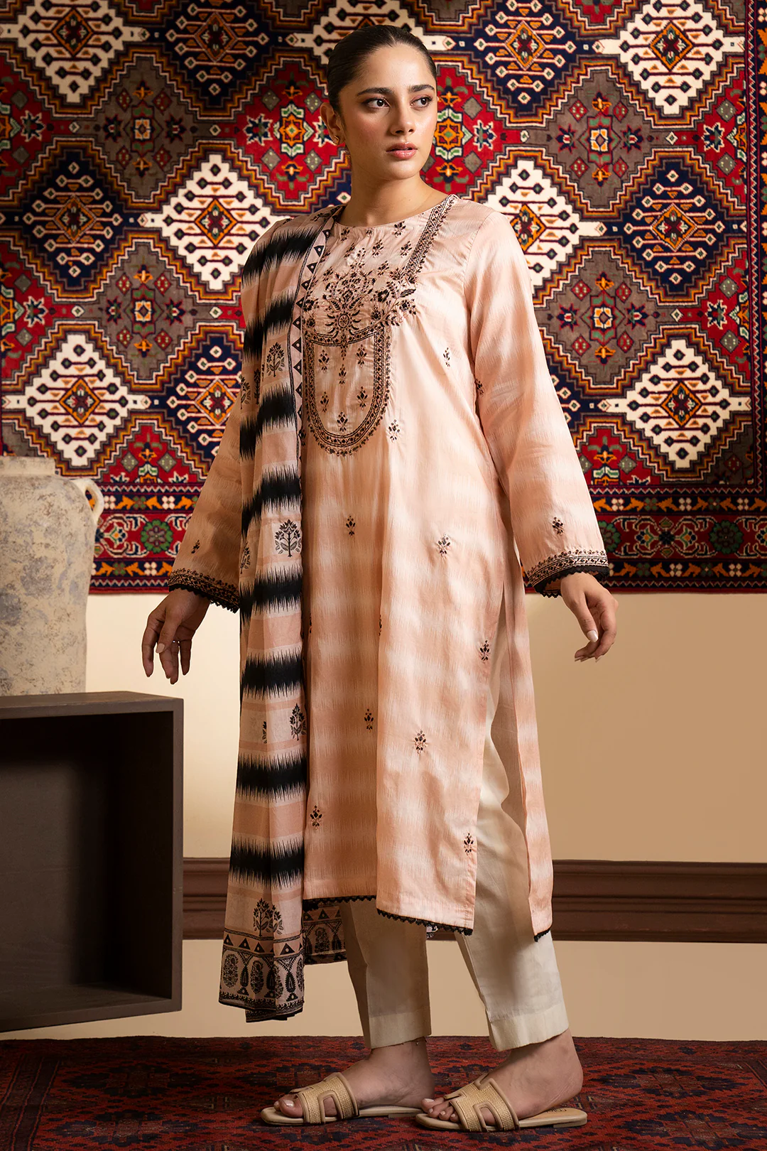 Embroidered Kurta Dupatta - 1668 - Image 3