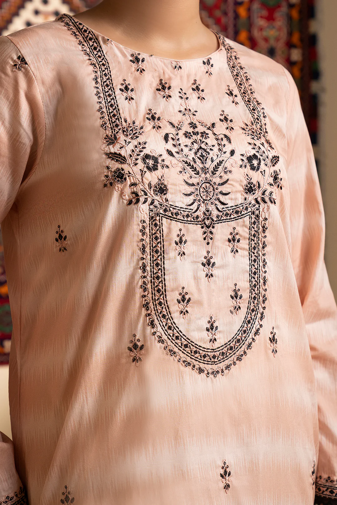 Embroidered Kurta Dupatta - 1668 - Image 4