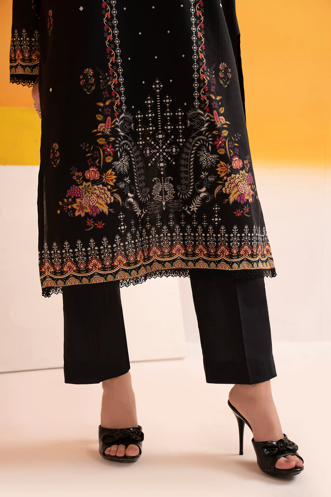 Kurta Dupatta - 1751 - Image 7