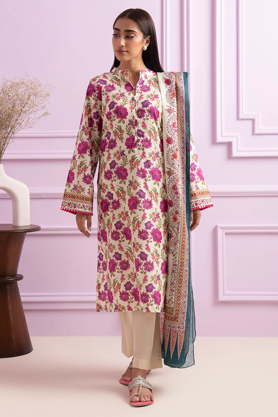 Kurta Dupatta - 1752 - Image 4