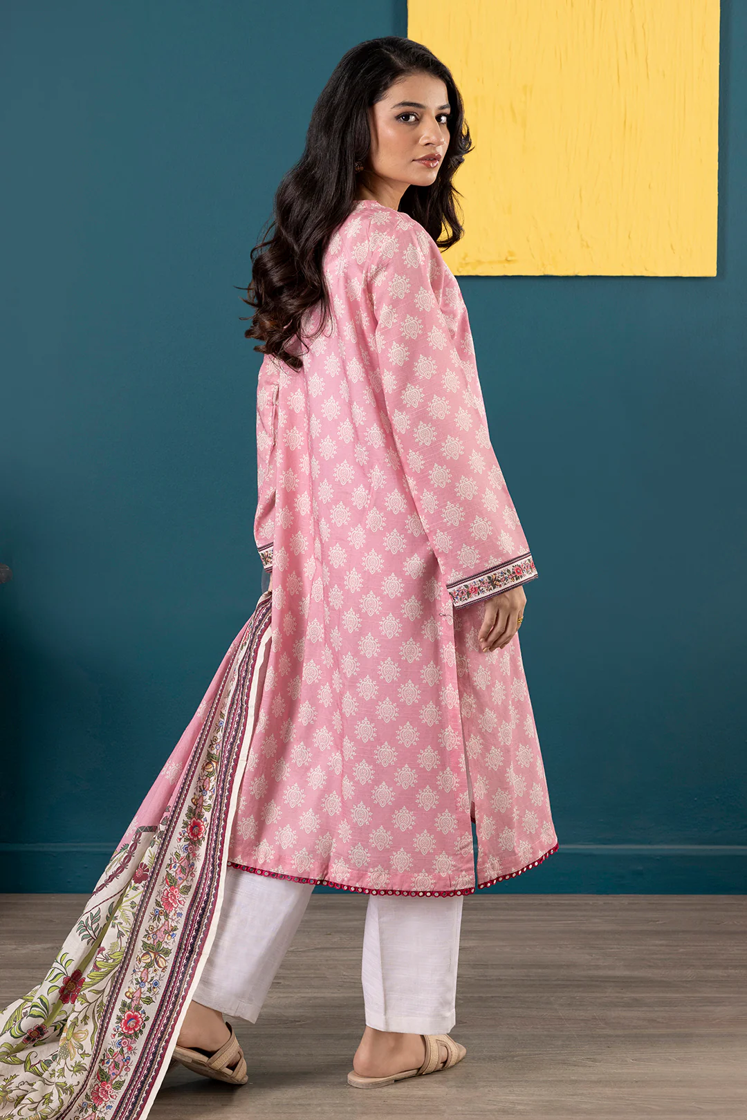 Kurta Dupatta - 1756 - Image 10