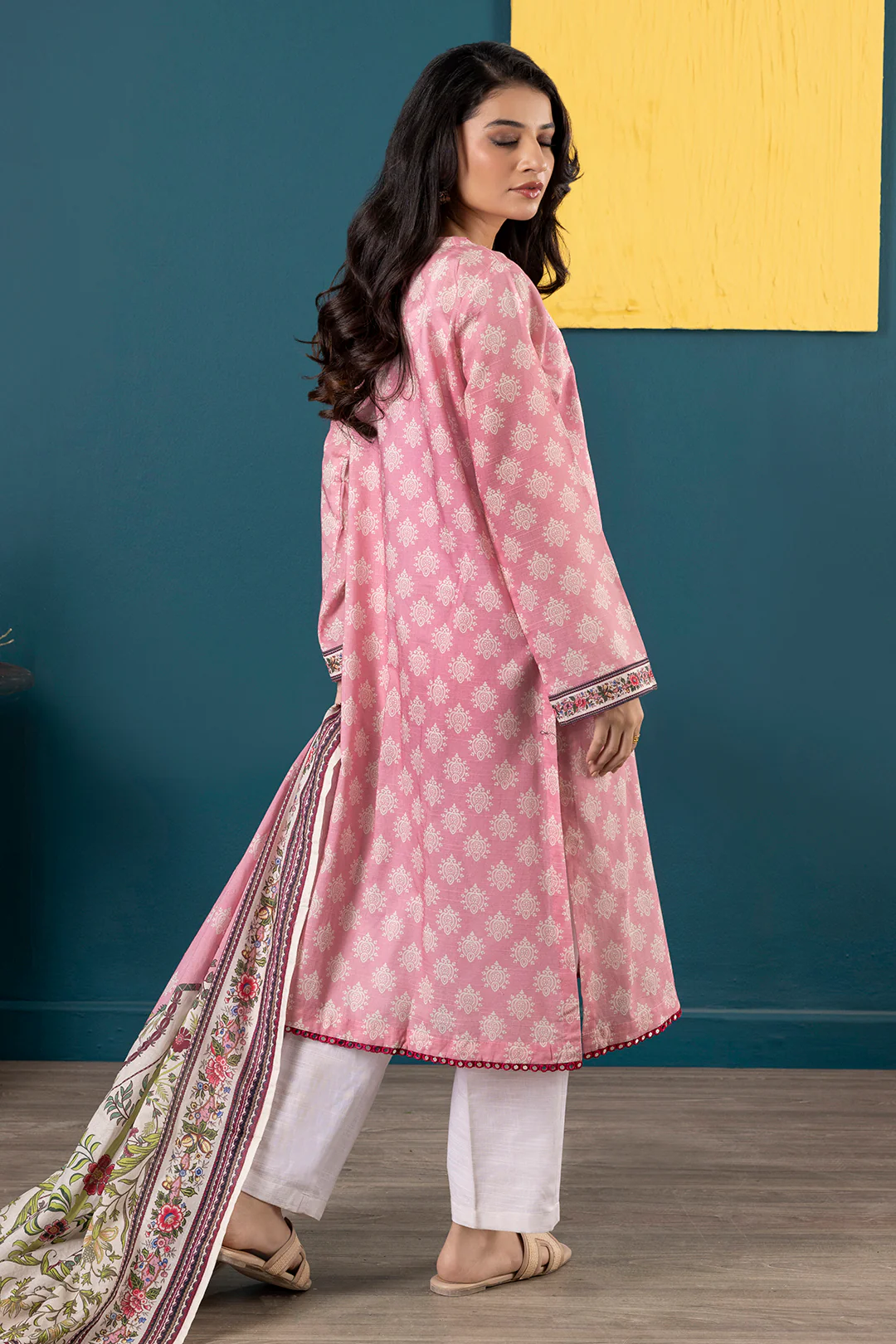 Kurta Dupatta - 1756 - Image 9