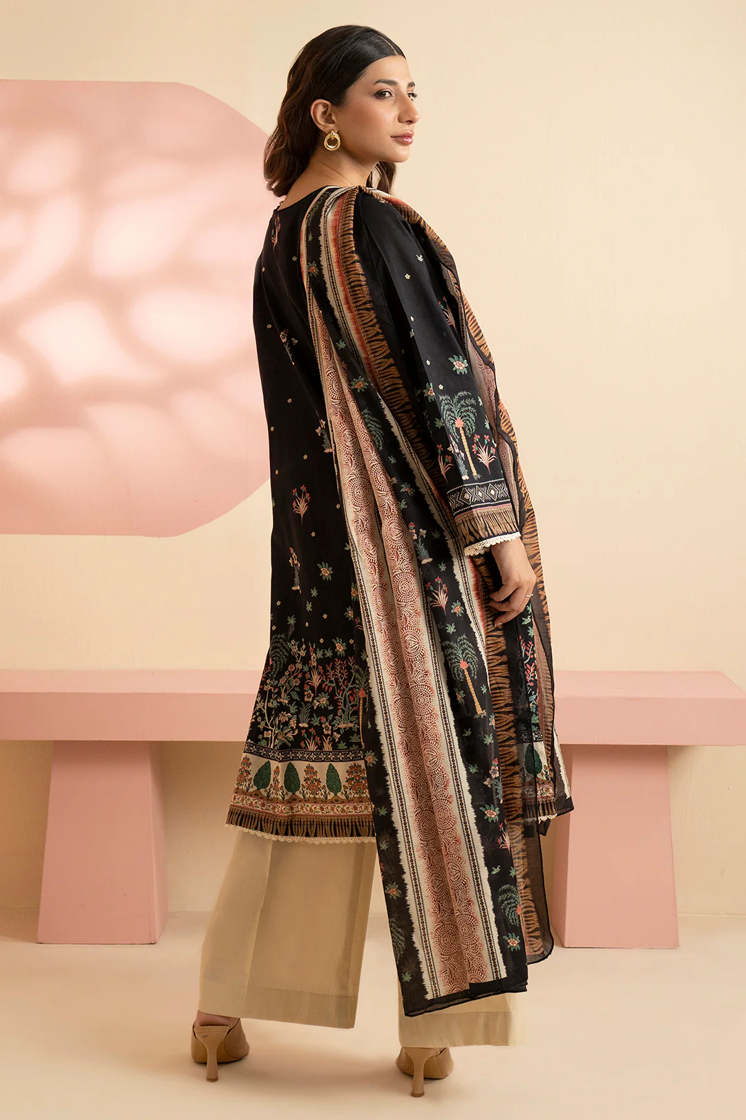 Embroidered Kurta Dupatta - 1808 - Image 6