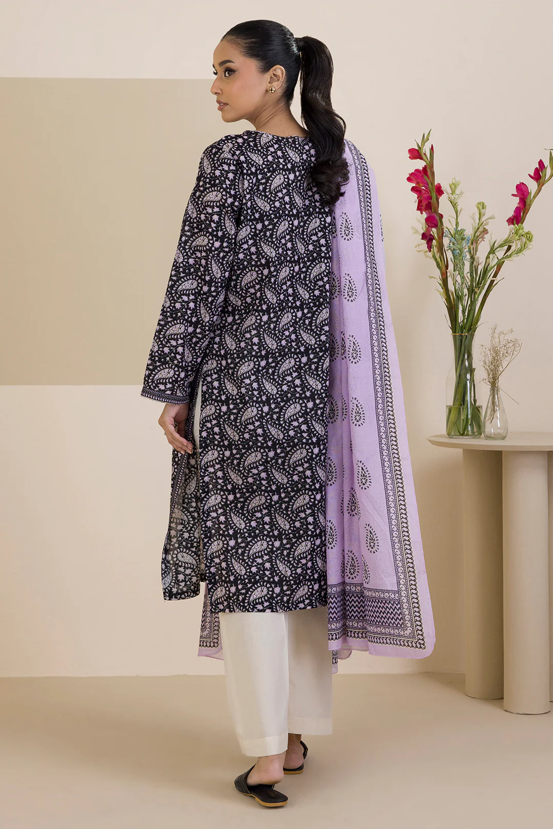 Kurta Dupatta - 1964 - Image 8