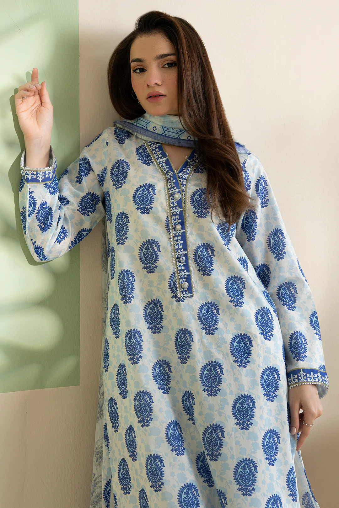 Kurta Dupatta - 1965 - Image 3