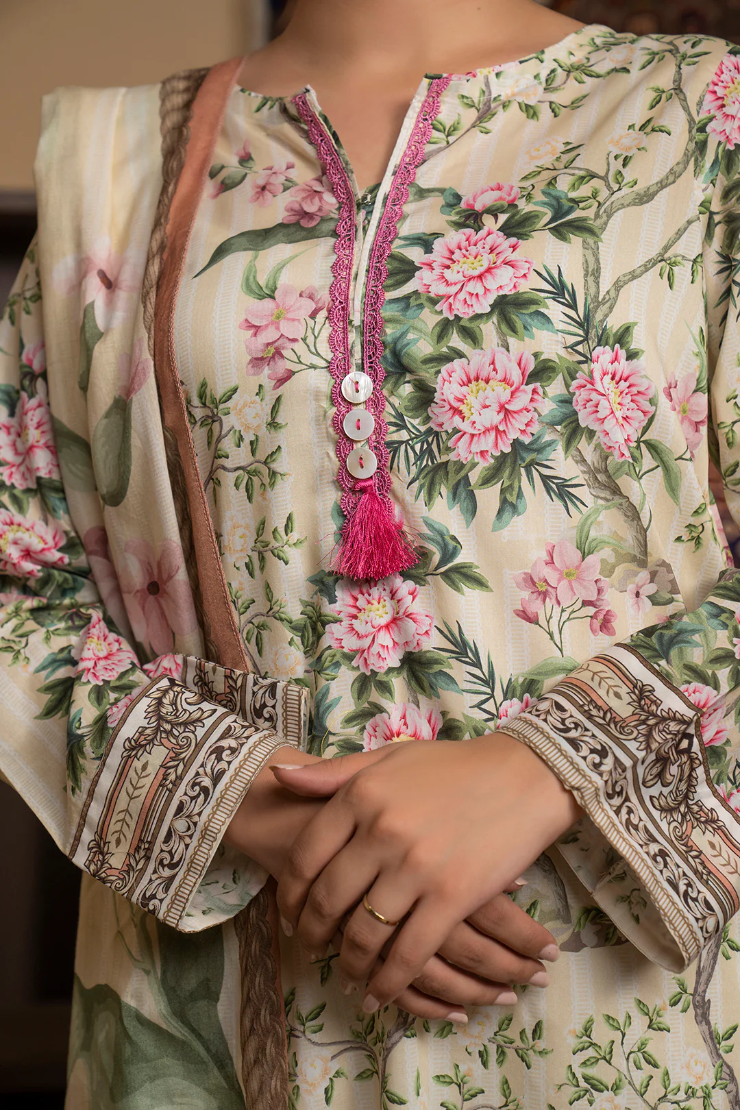 Kurta Dupatta - 1967 - Image 7