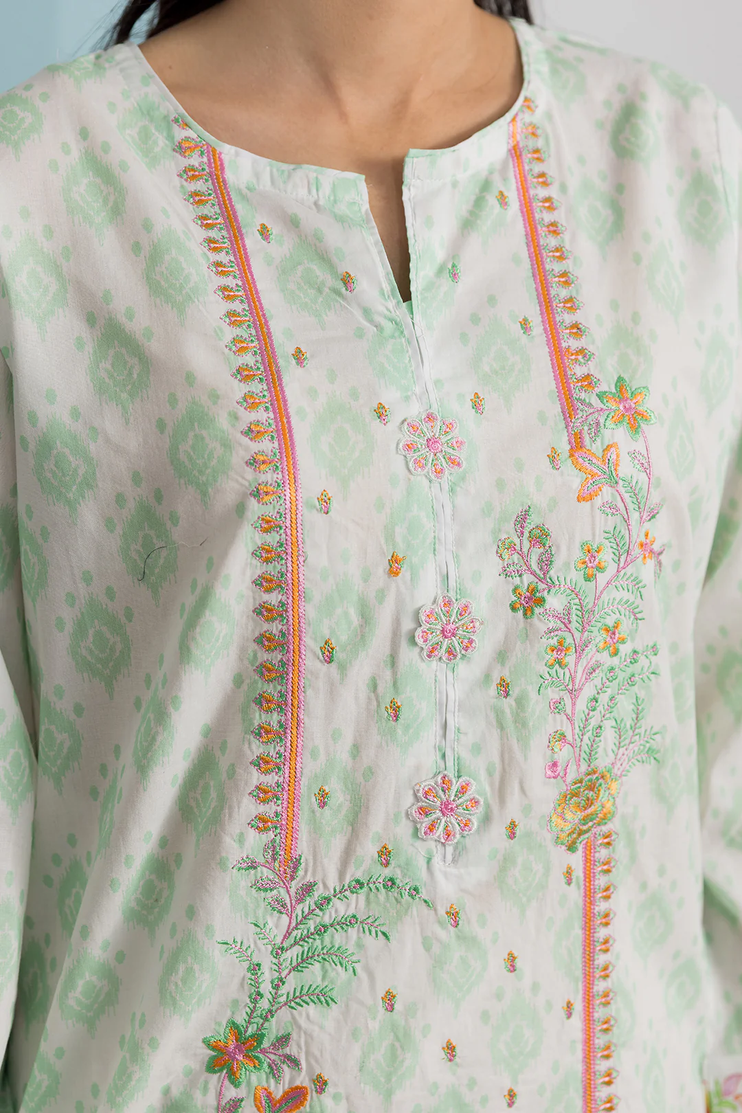Embroidered Kurta Dupatta - 2290 - Image 7