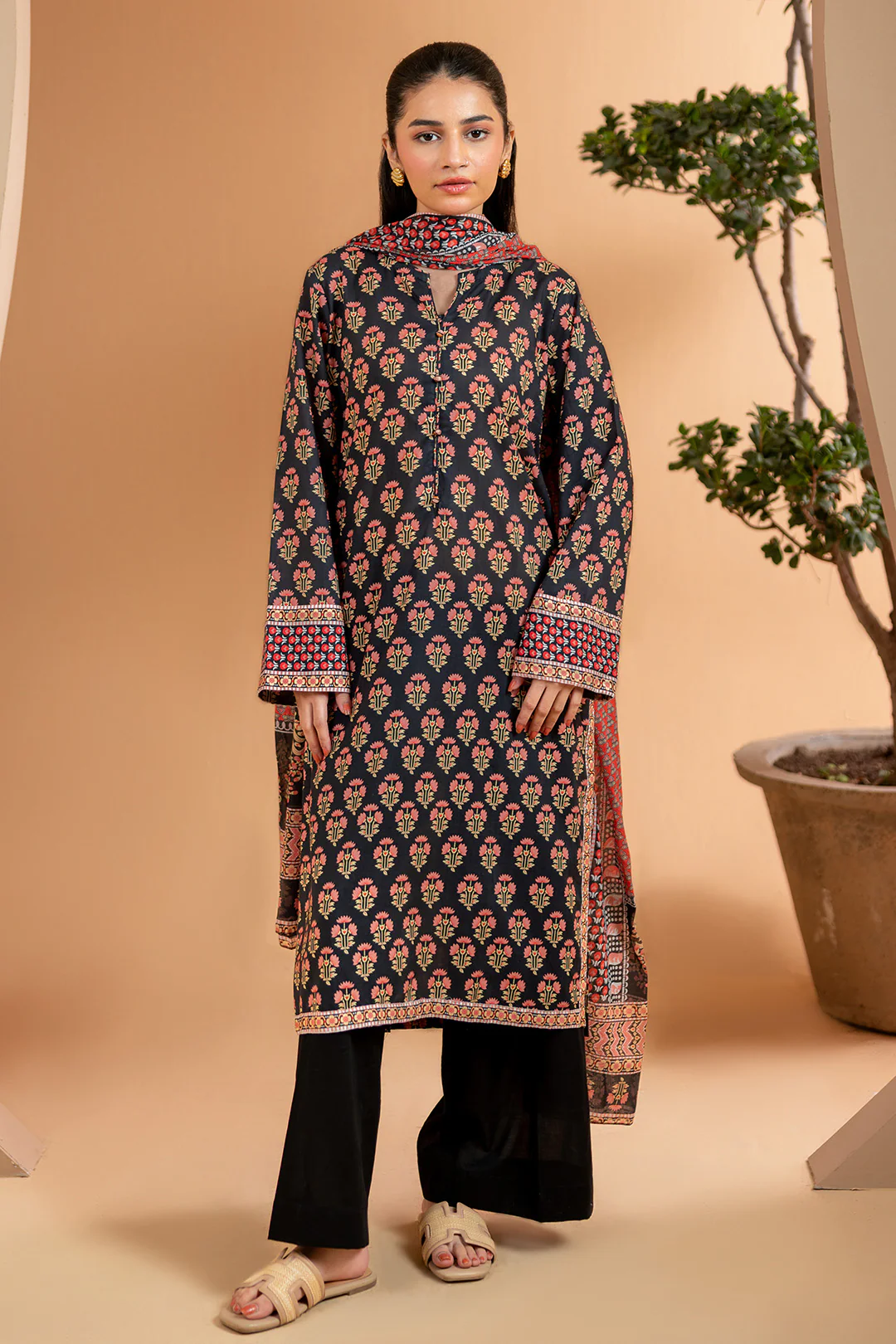 Kurta Dupatta - 1938 - Image 4