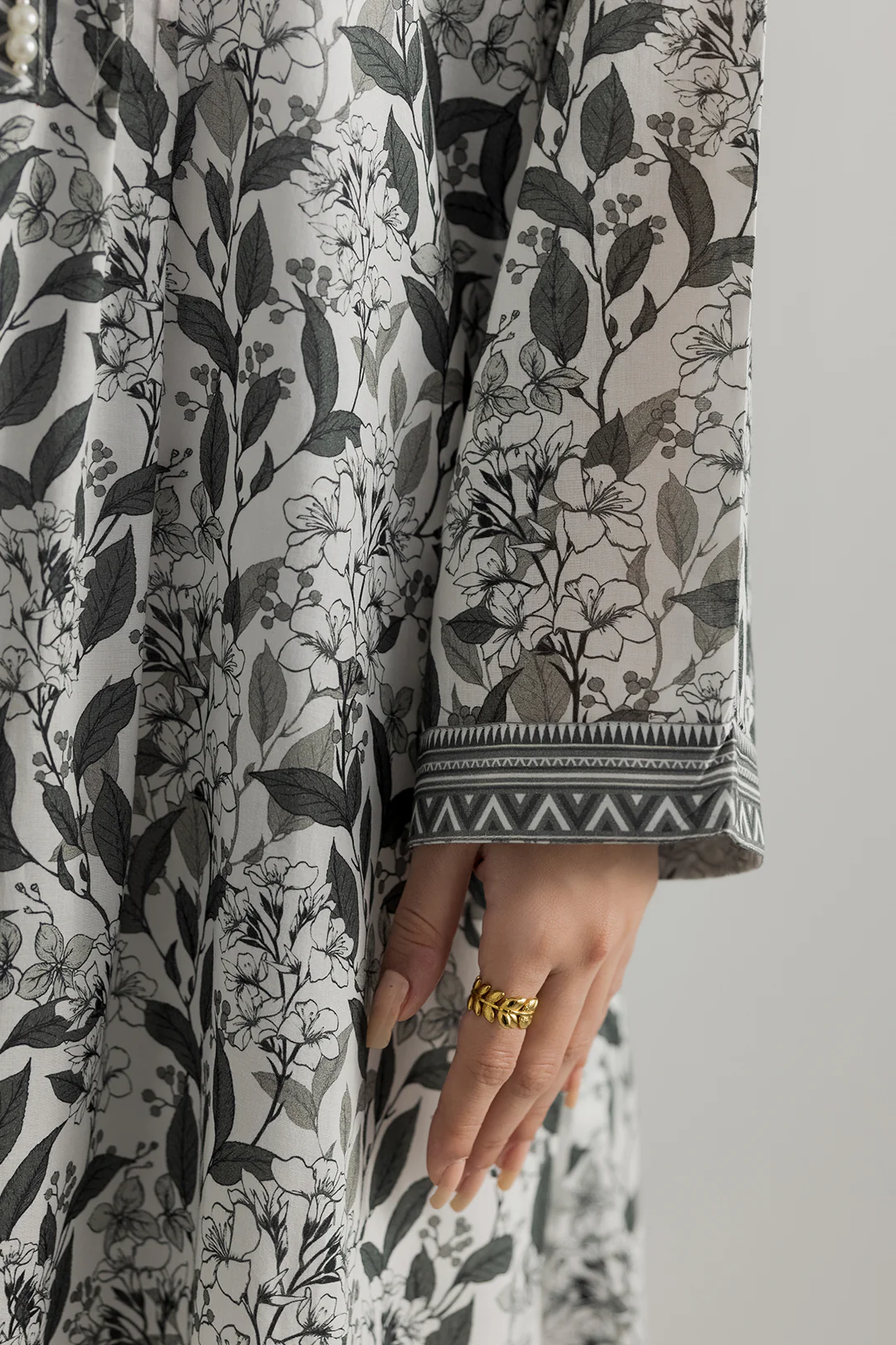 Kurta Dupatta - 2100 - Image 4
