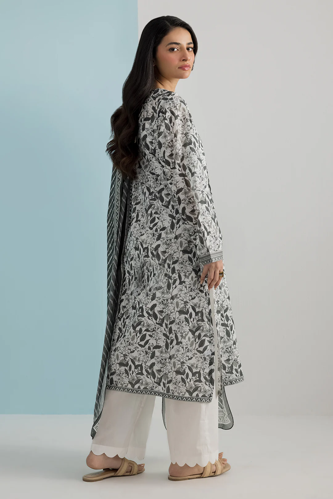 Kurta Dupatta - 2100 - Image 5