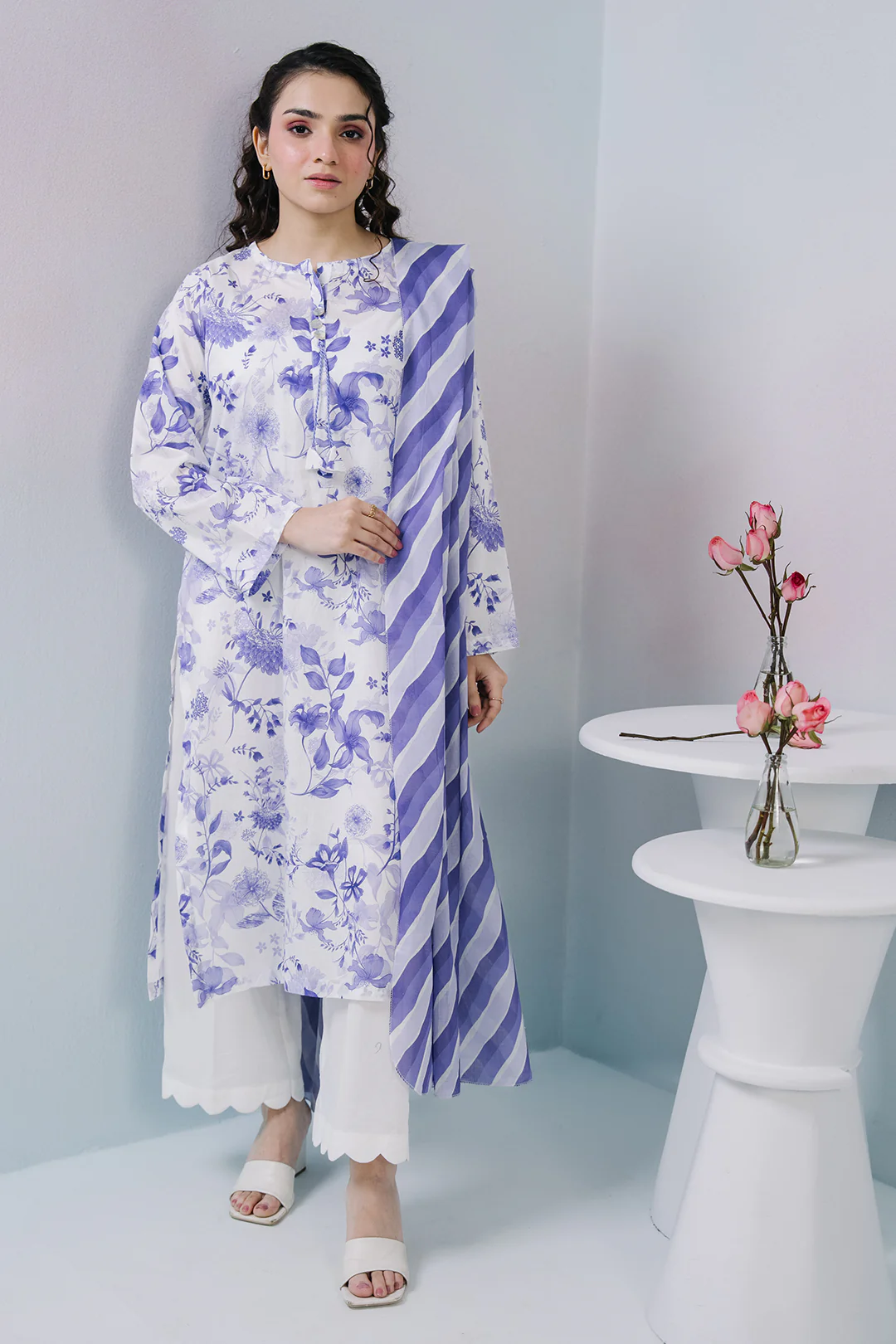 Kurta Dupatta - 2102 - Image 4