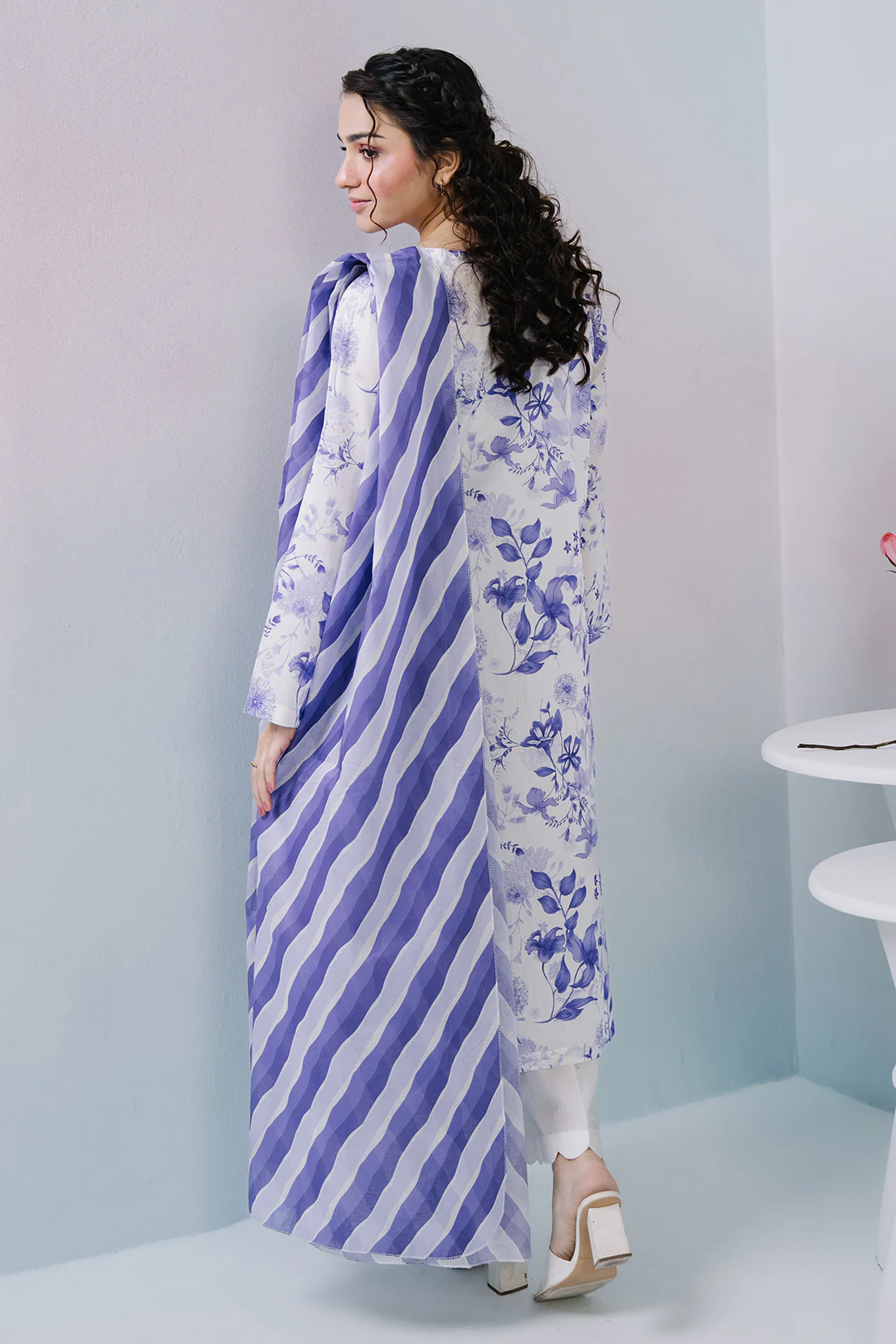Kurta Dupatta - 2102 - Image 8