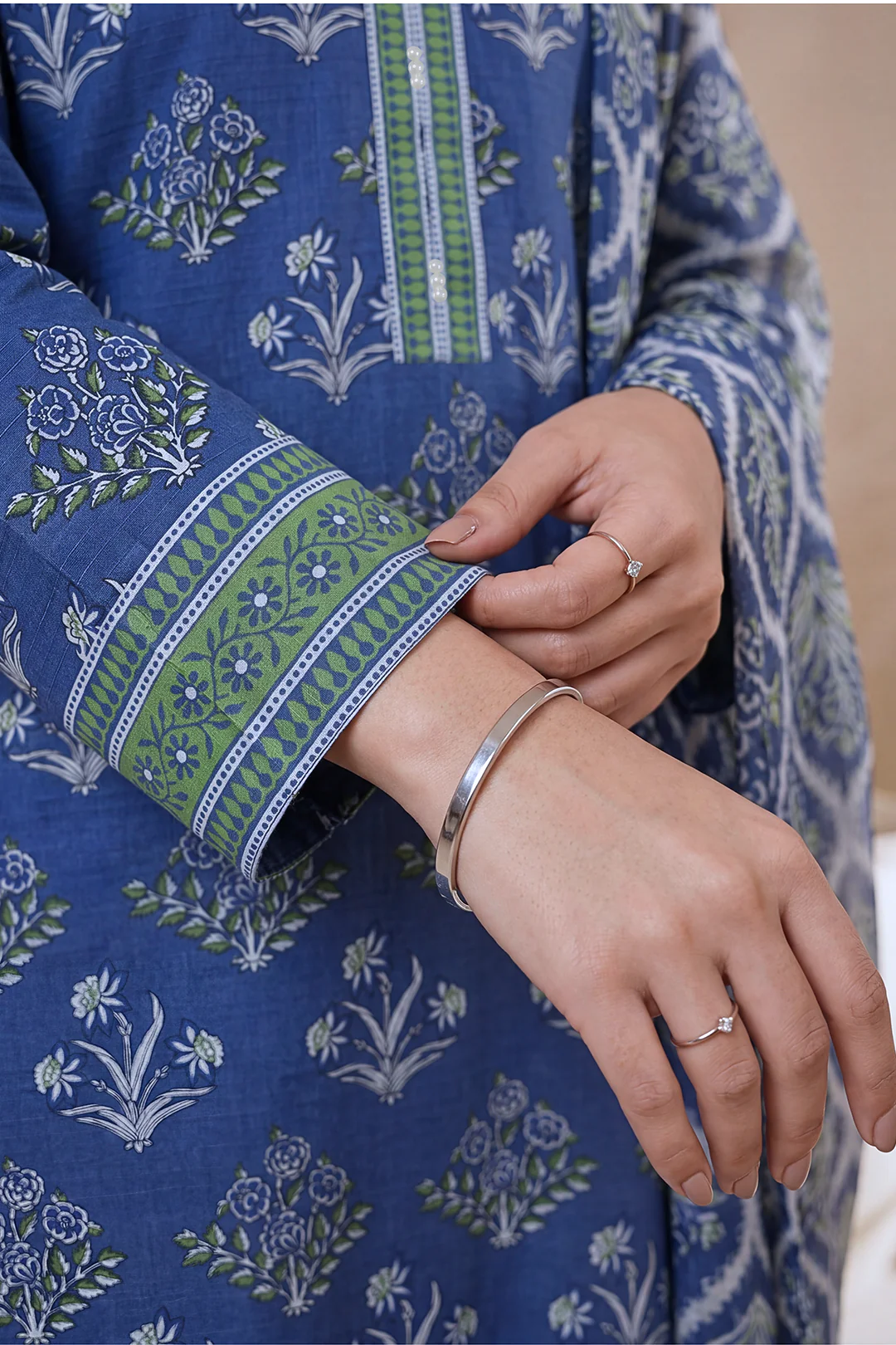Kurta Dupatta - 2412 - Image 5