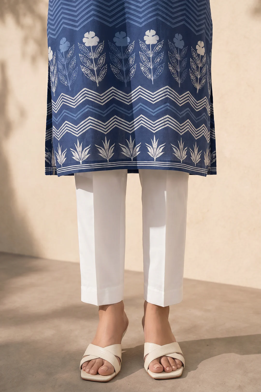 Kurta Dupatta - 2650 - Image 4