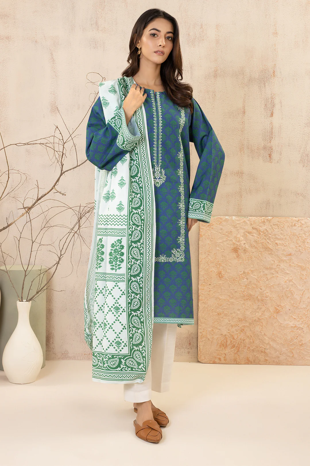 Embroidered Kurta Dupatta - 2935 - Image 2