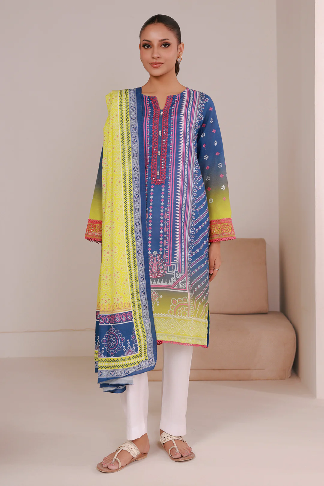 Embroidered Kurta Dupatta - 2936 - Image 8