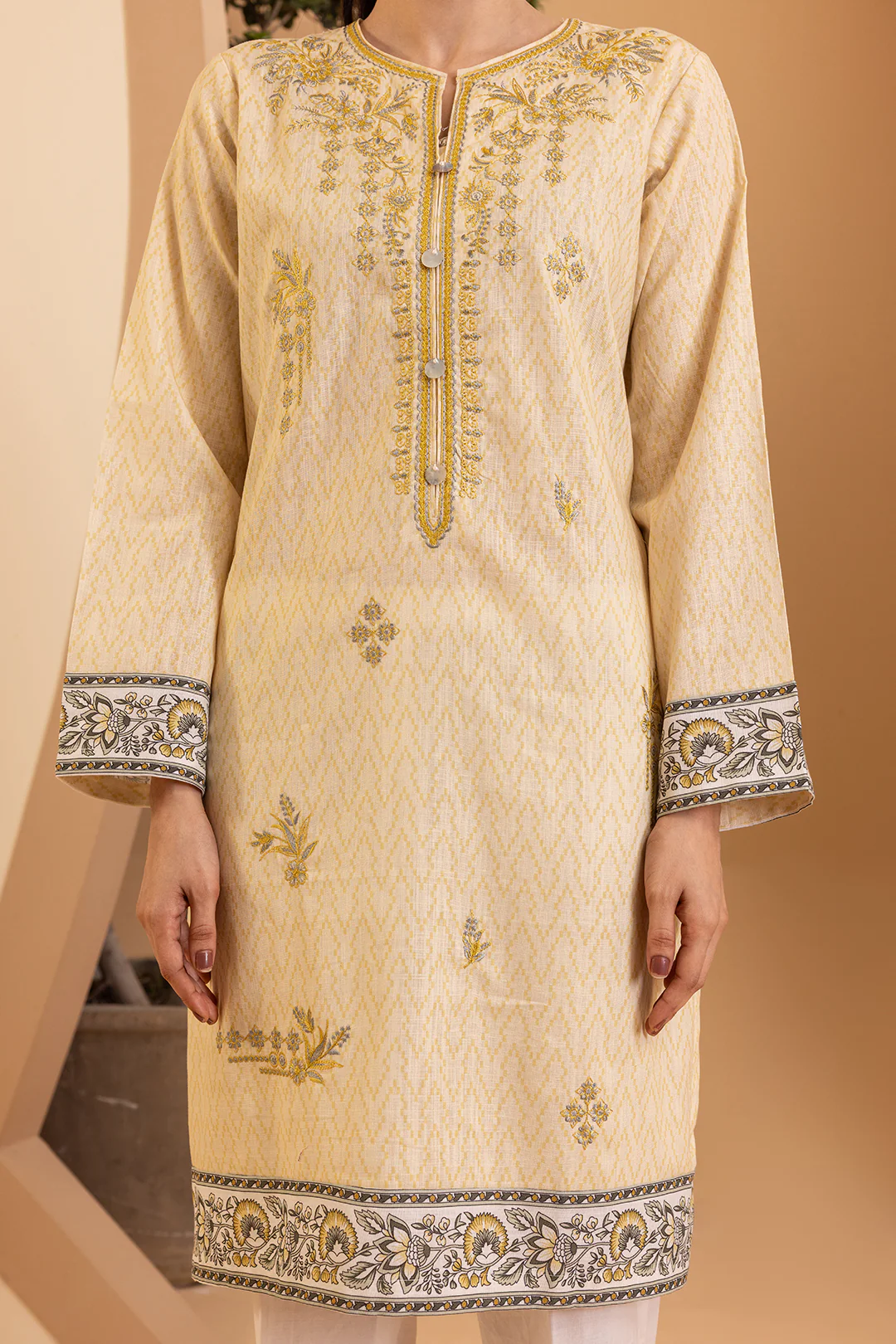 Embroidered Kurta Dupatta - 2772 - Image 5