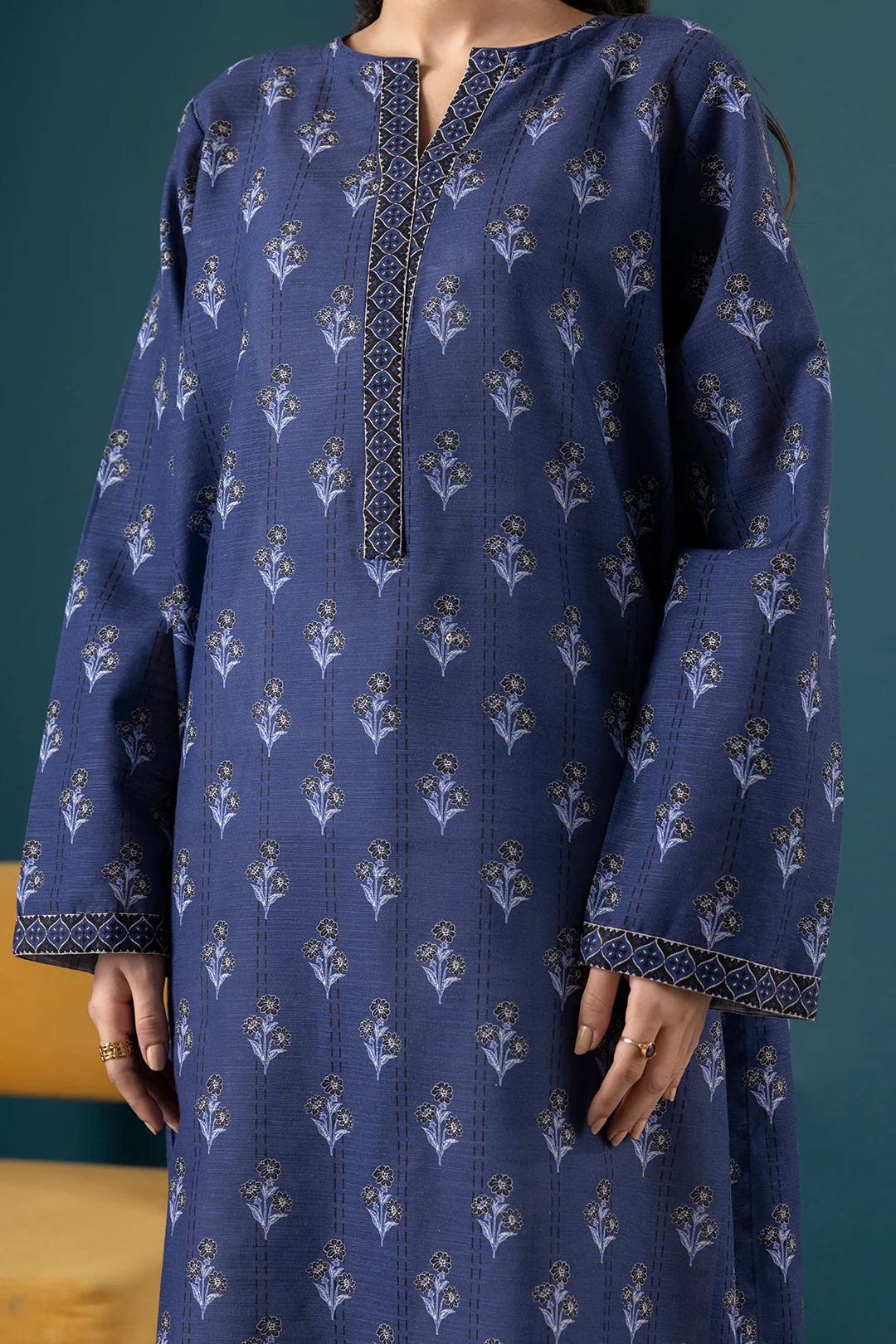 Kurta Dupatta - 2836 - Image 7