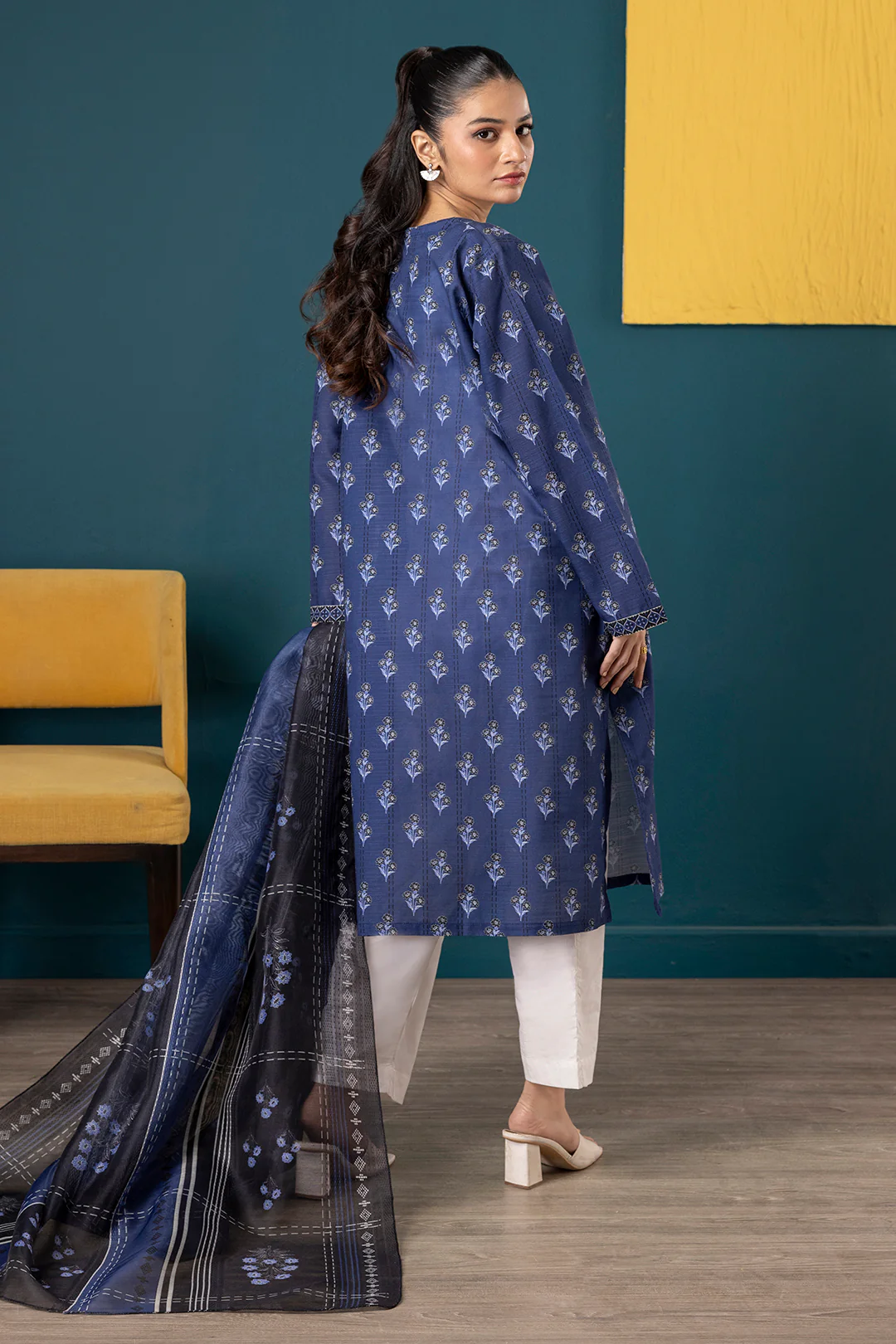 Kurta Dupatta - 2836 - Image 9