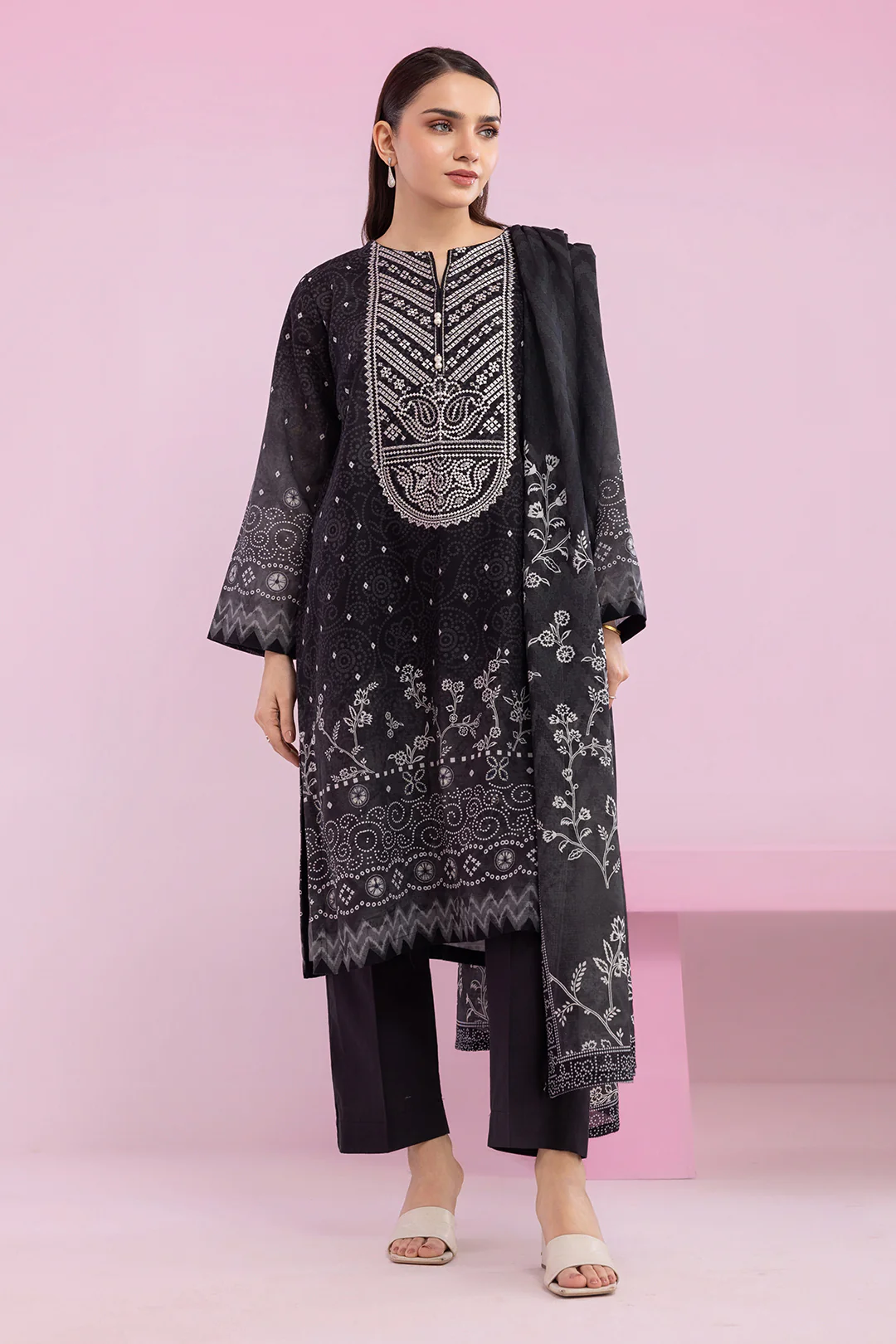 Embroidered Kurta Dupatta - 2861 - Image 6