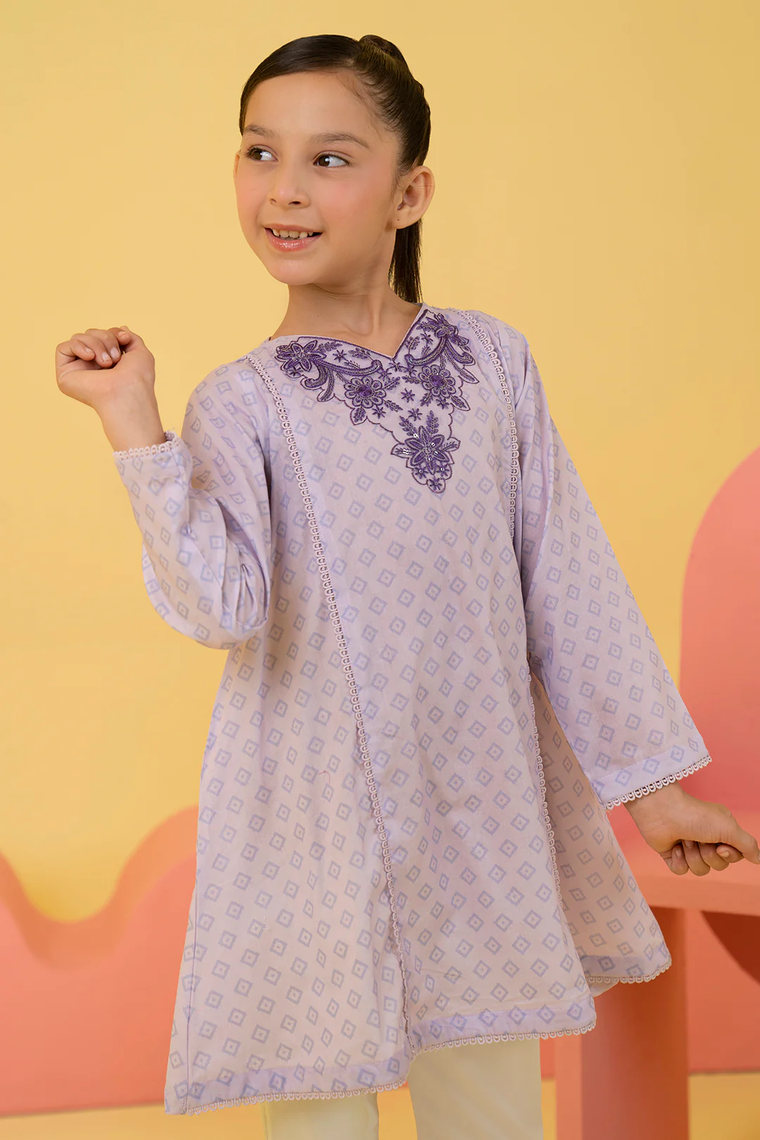 Embroidered Kurta - 1398