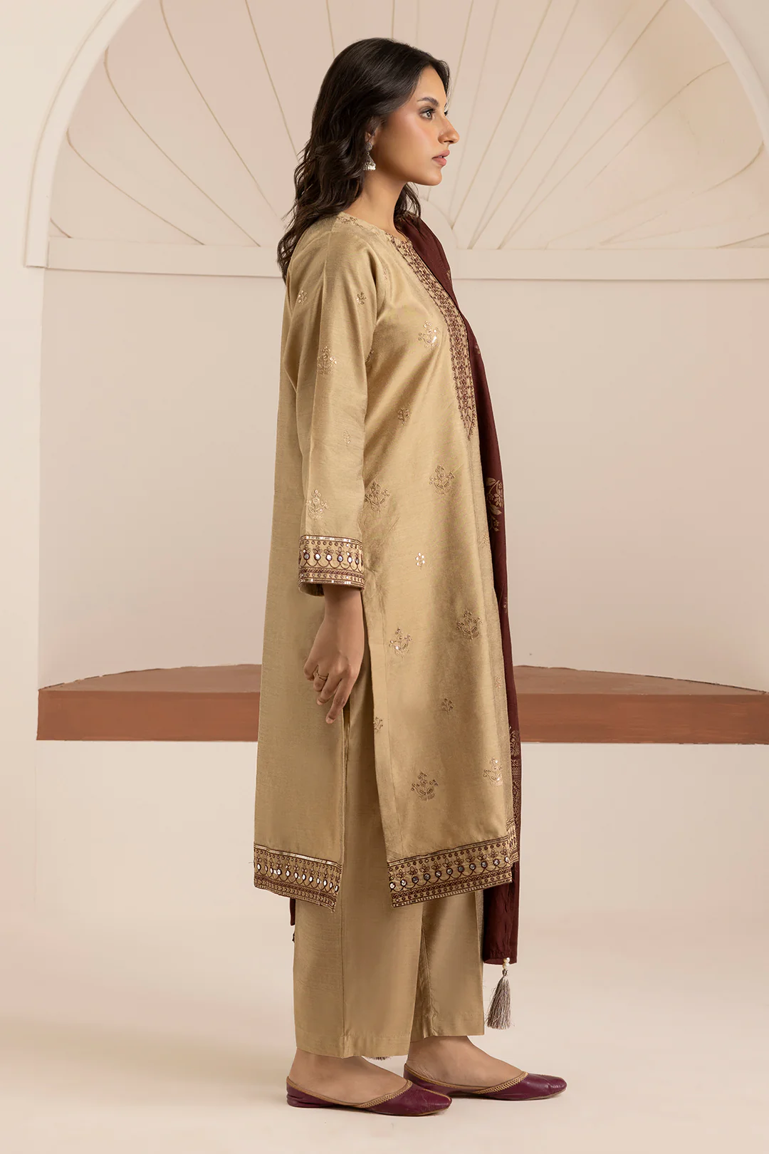 Embroidered Kurta Shawl Trouser - 3419 - Image 5