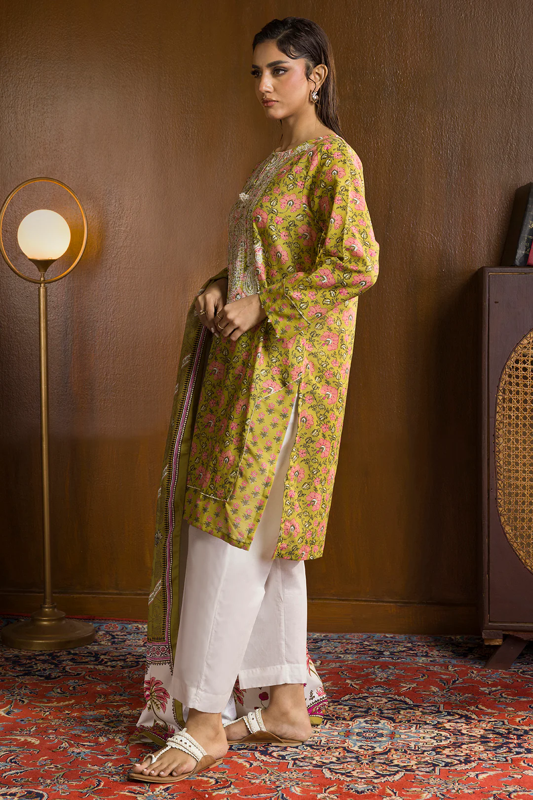Embroidered Kurta Shawl - 3036 - Image 9