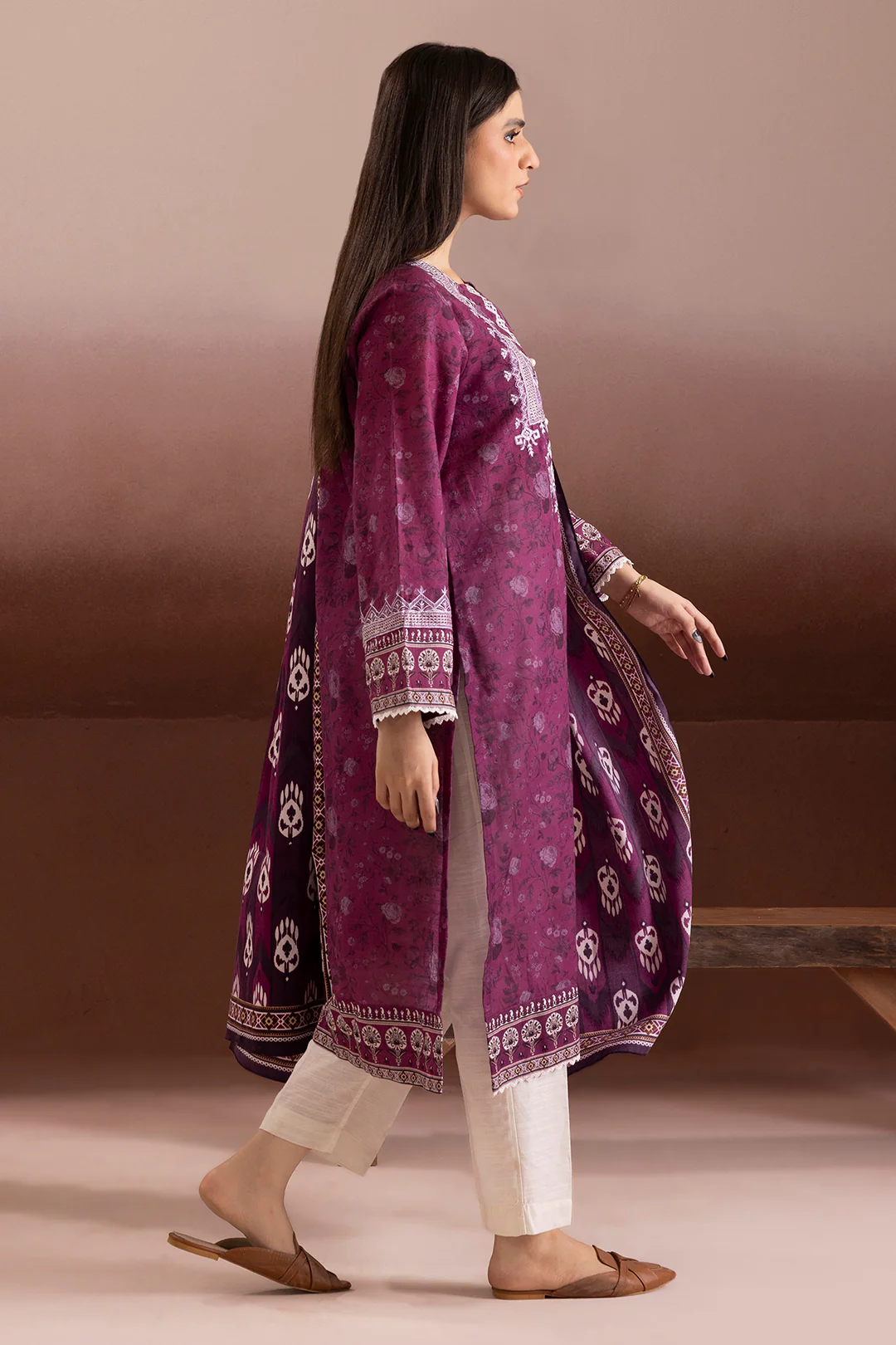 Embroidered Kurta Shawl - 3145 - Image 8