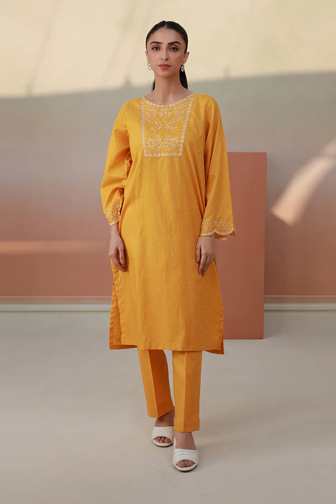Embroidered Kurta Trouser - 1178 - Image 2