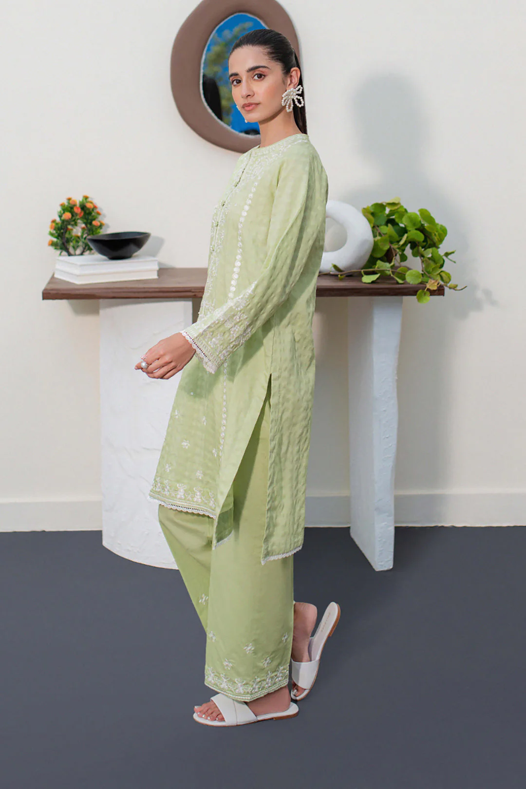 Embroidered Kurta Trouser - 1237 - Image 3
