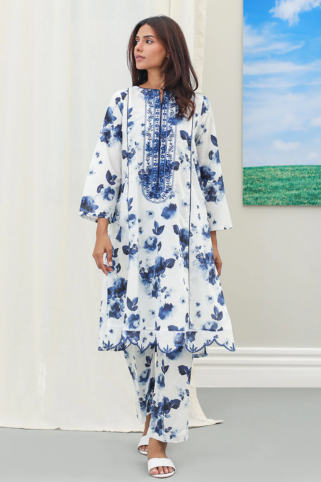 Embroidered Kurta Trouser - 1322 - Image 3