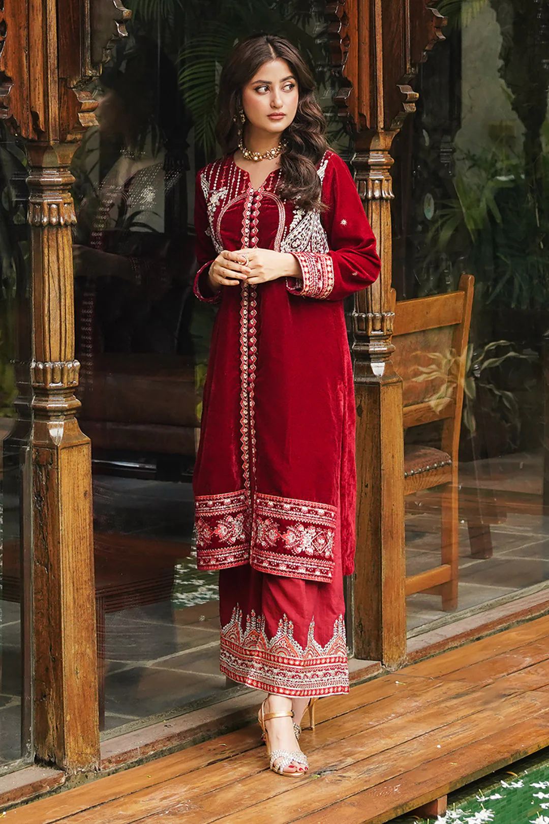 Embroidered Kurta Trouser - 3275 - Image 5