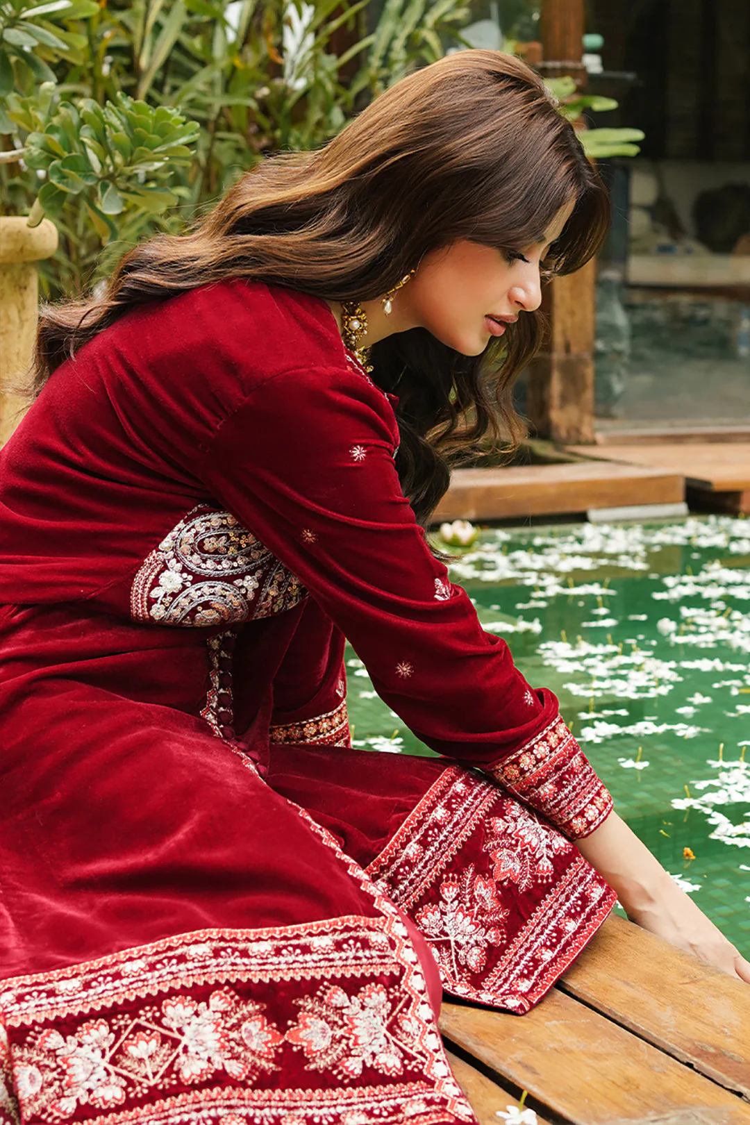 Embroidered Kurta Trouser - 3275 - Image 7