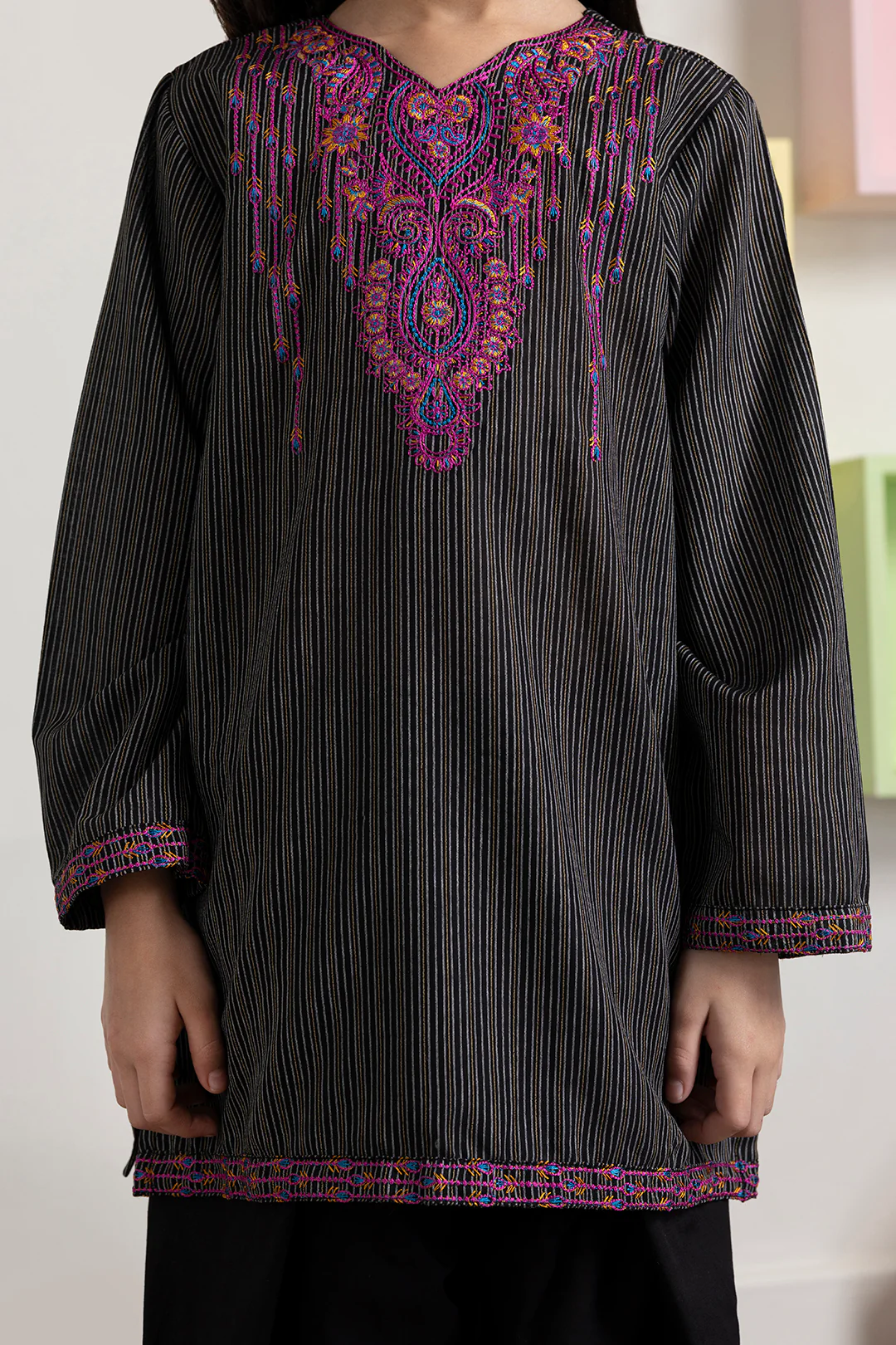 Embroidered Kurta Trouser - 2406 - Image 6
