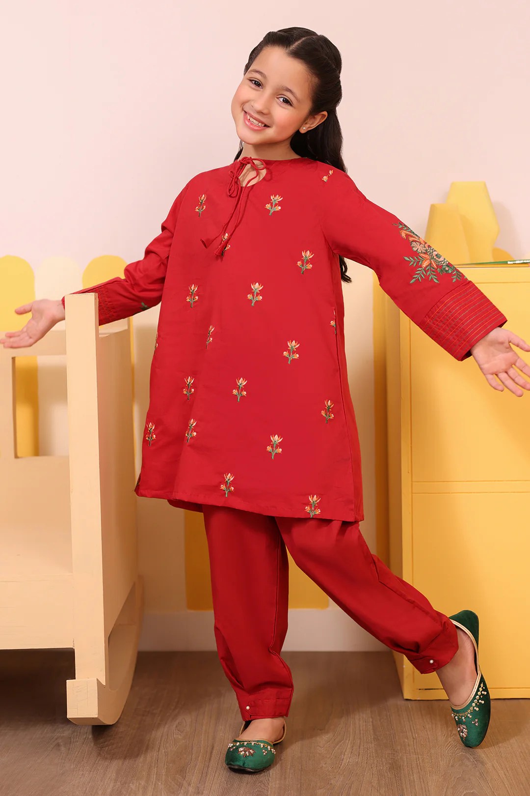 Embroidered Kurta Trouser - 2635 - Image 4