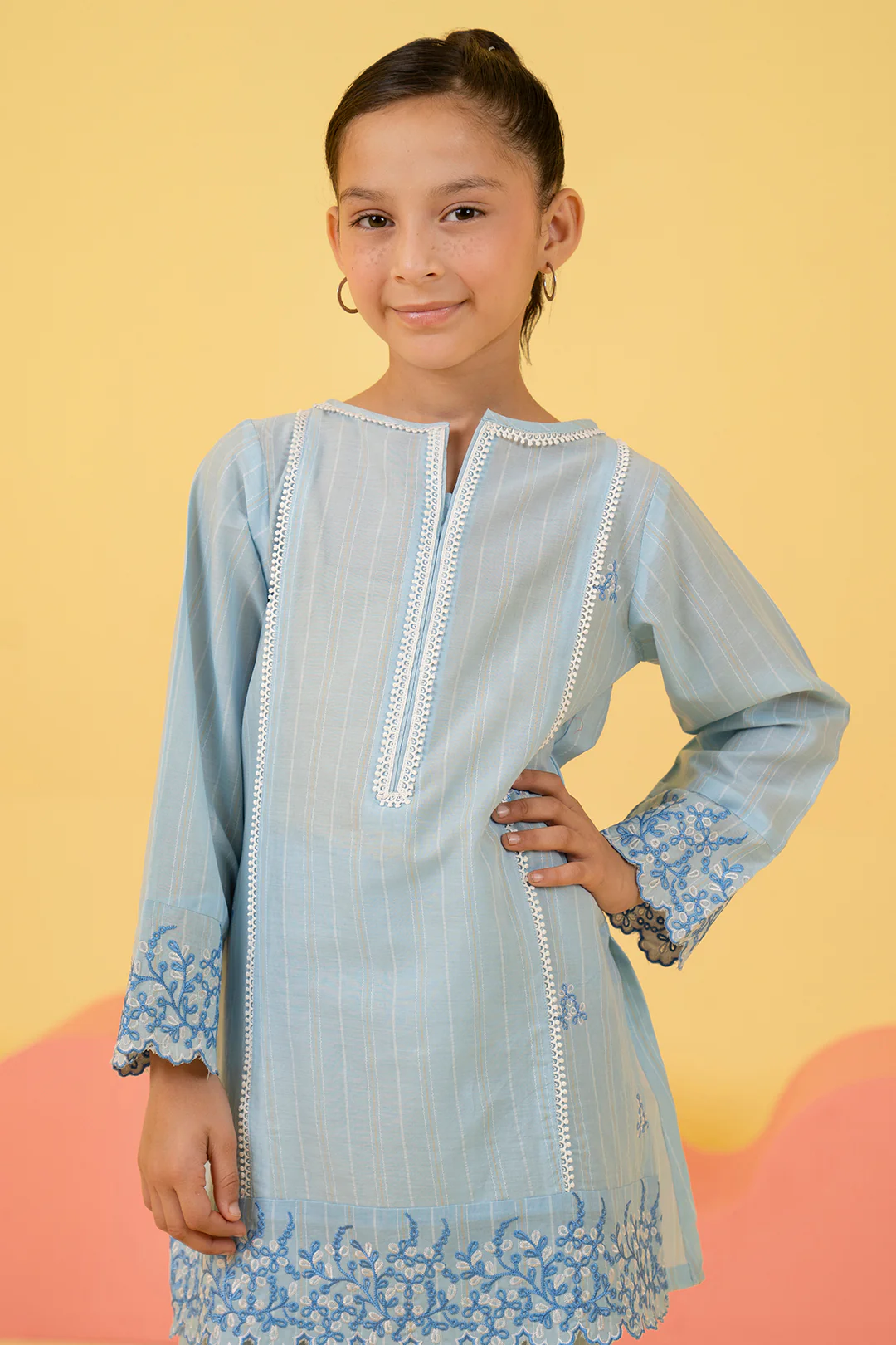 Embroidered Kurta Trouser - 2115