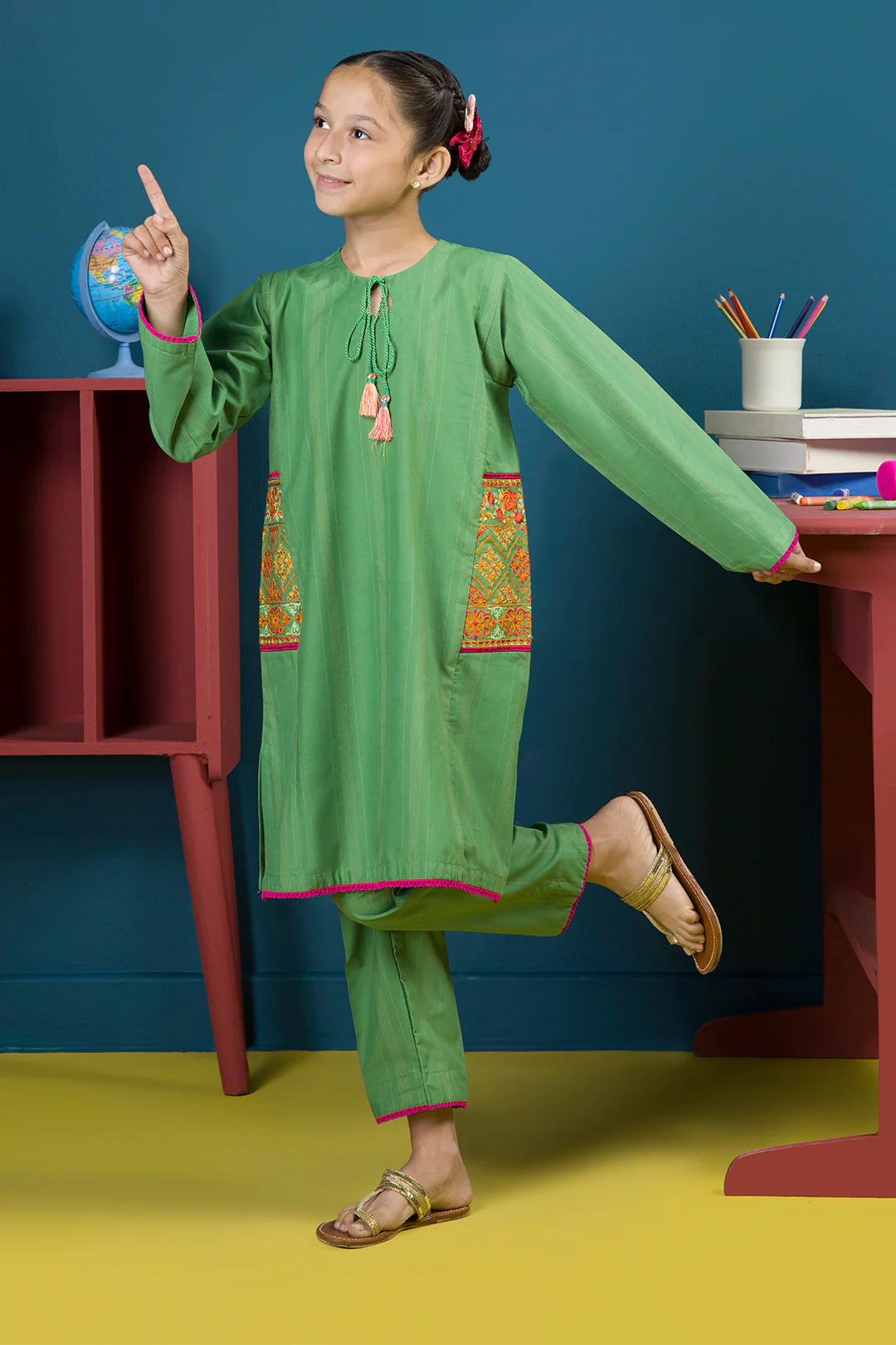 Embroidered Kurta Trouser - 2217 - Image 8