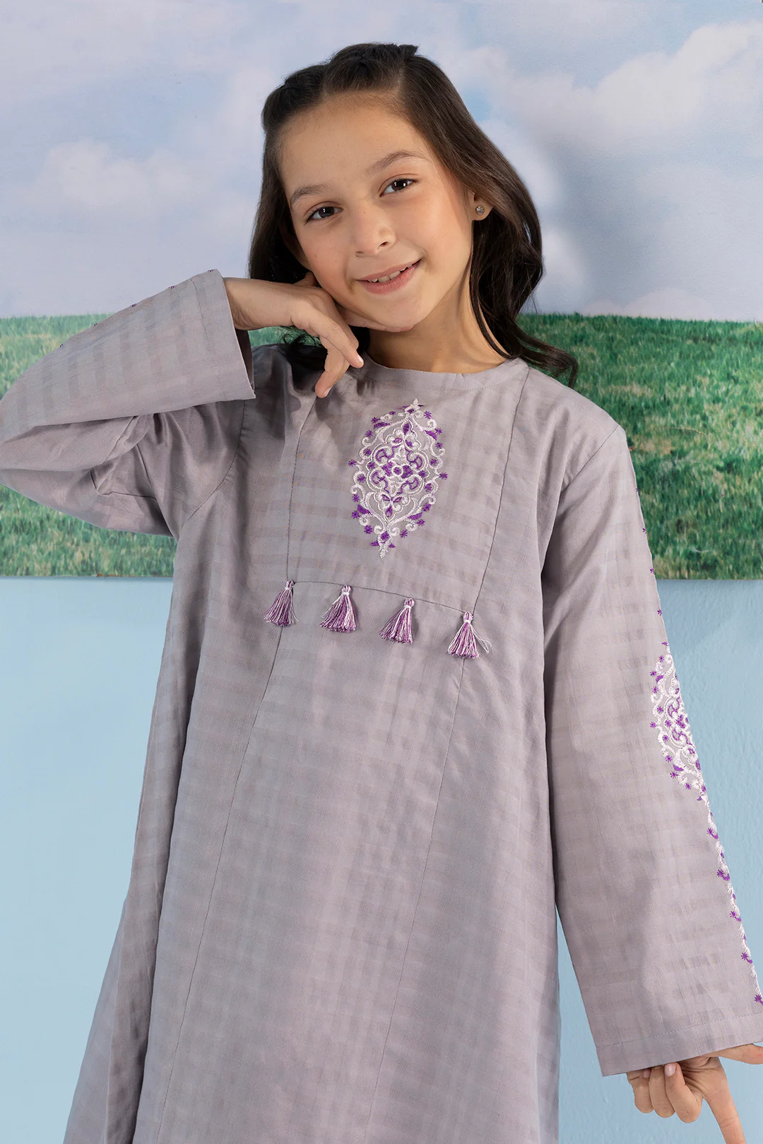 Embroidered Kurta Trouser - 2233 - Image 2