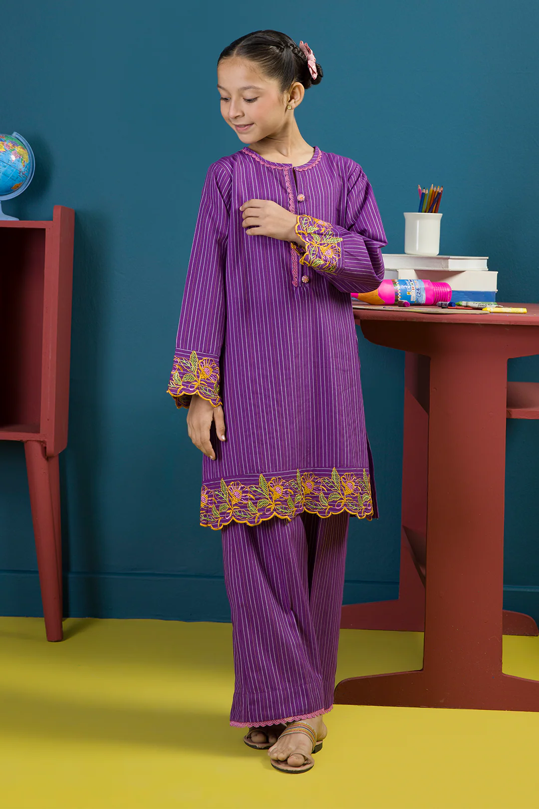 Embroidered Kurta Trouser - 2252 - Image 4