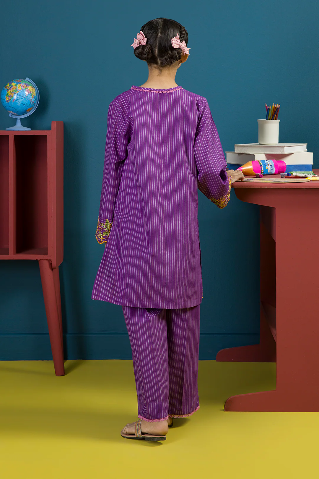 Embroidered Kurta Trouser - 2252 - Image 9