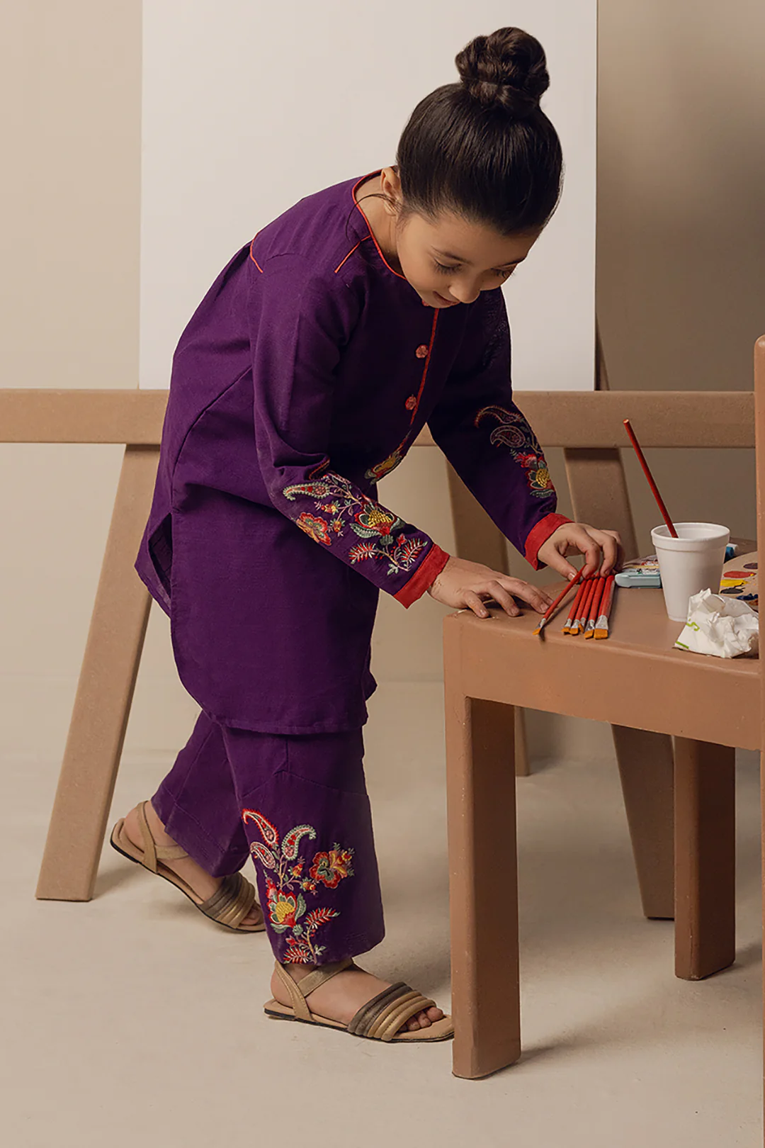 Embroidered Kurta Trouser - 2209 - Image 4