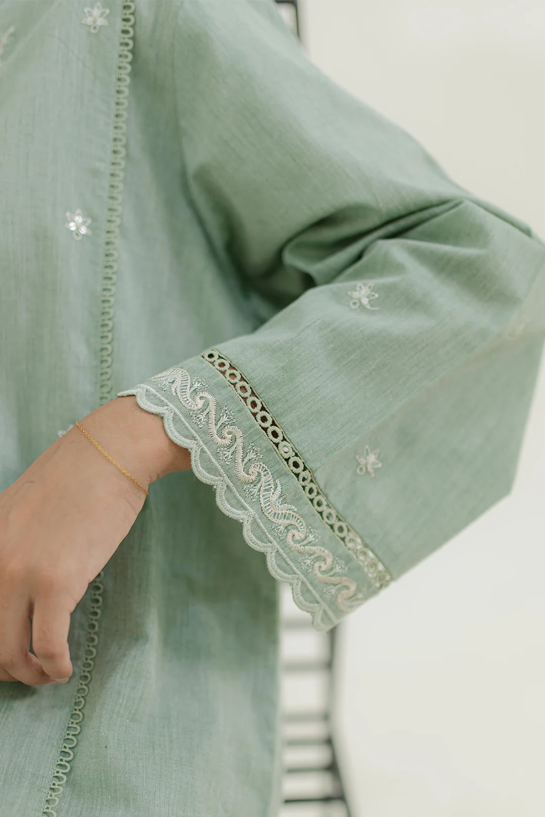 Embroidered Kurta Trouser - 1279 - Image 5